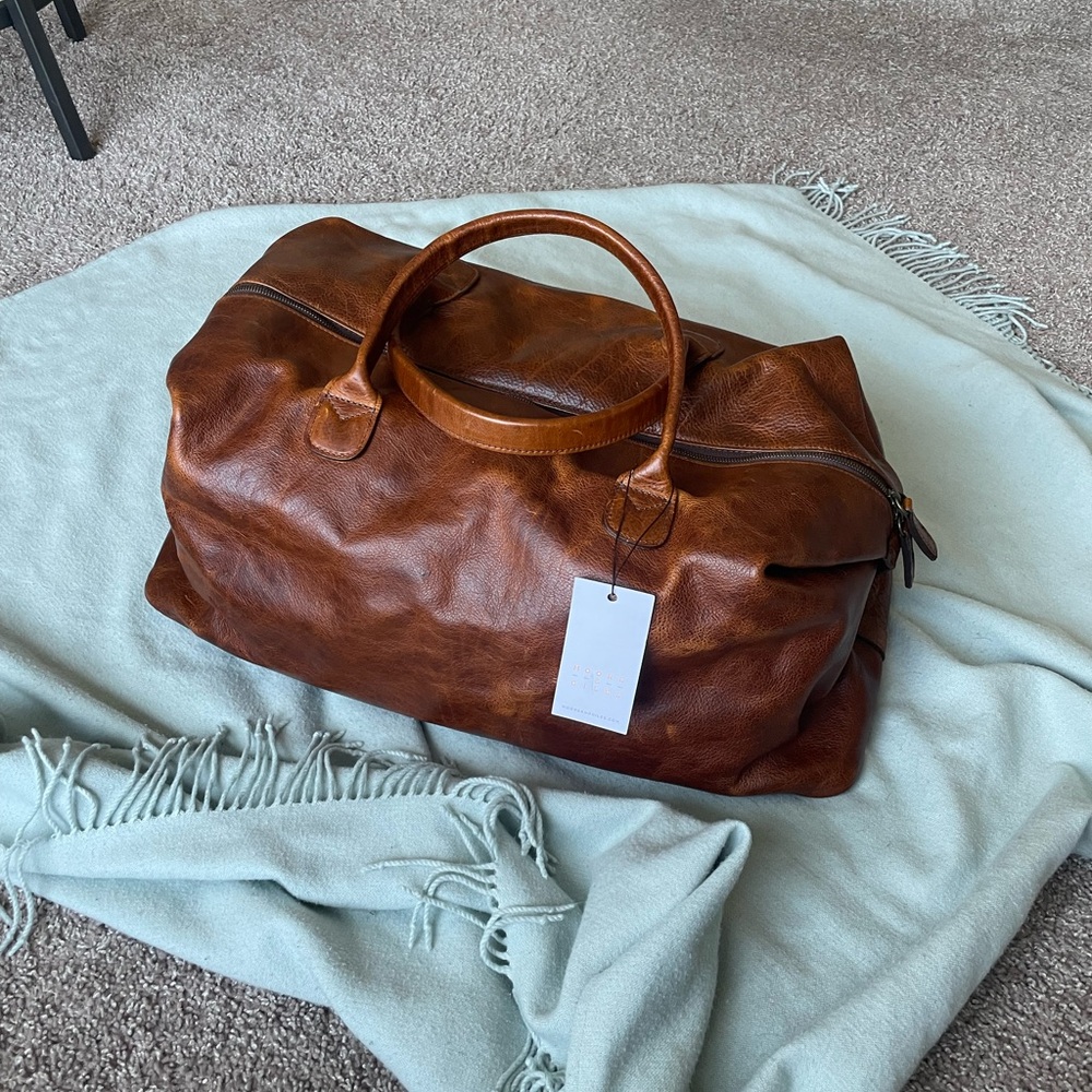 Moore & Guiles | Benedict Leather Weekend Bag | Titan Milled Honey